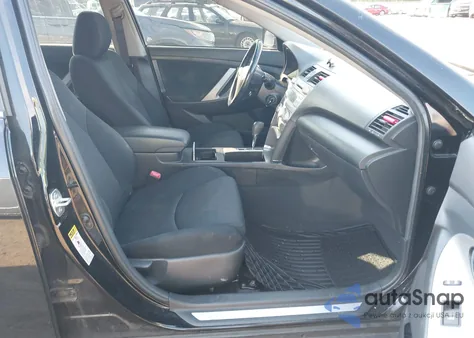 2011 Toyota Camry Se z USA, uszkodzony, nr VIN 4T1BF3EK3BU757016